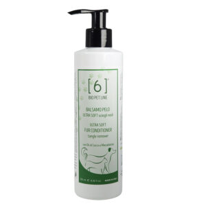 Ultra Soft Pet Fur Conditioner Tangle Remover with Coconut & Macadamia